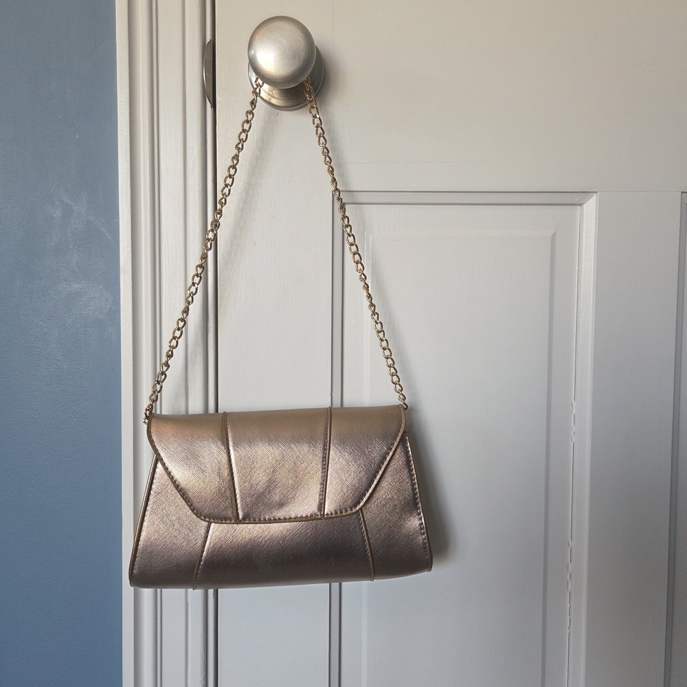 Elegant Gold Chain Clutch Shoulder Bag